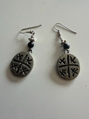 Silver Tone Tribal Medallion Dangle Earrings Black Bead Boho